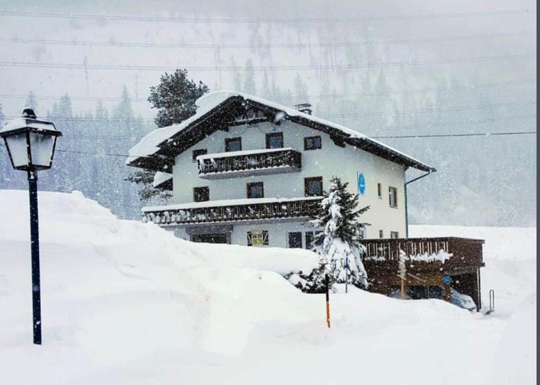 Отель Gastehaus Schmitt Lahn Экстерьер фото